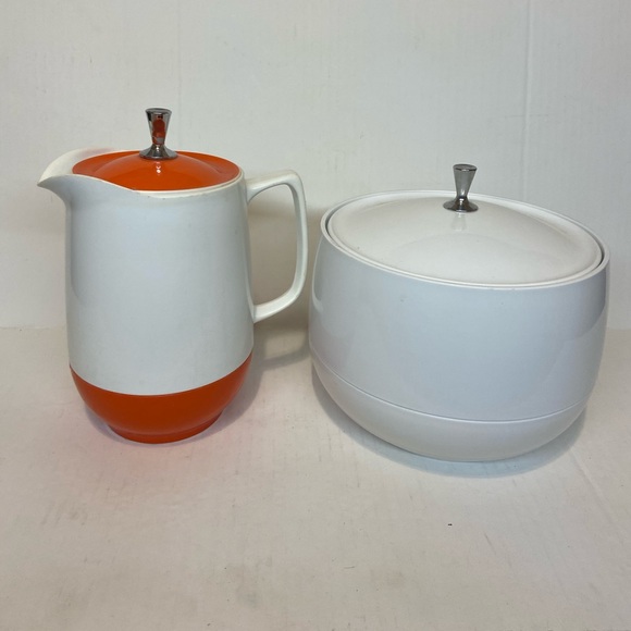 Insulated Ware Other - Mid Century Modern Pitcher and Ice bucket